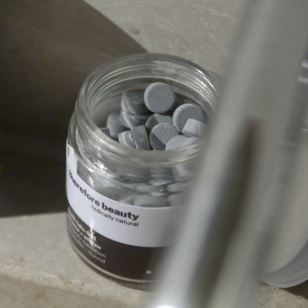 Tooth Tabs 001 Zahnputztabletten Mit Aktivkohle Für Sanfte Aufhellung Der Zähne Im Plastikfreien Nachfüllbeutel