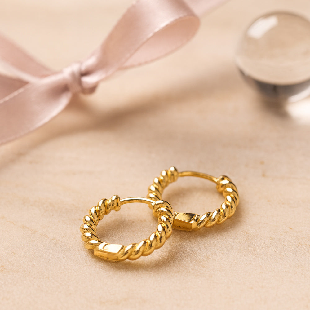 Ohrringe aus 925er Sterling-Silber, Creolen in Kordeloptik