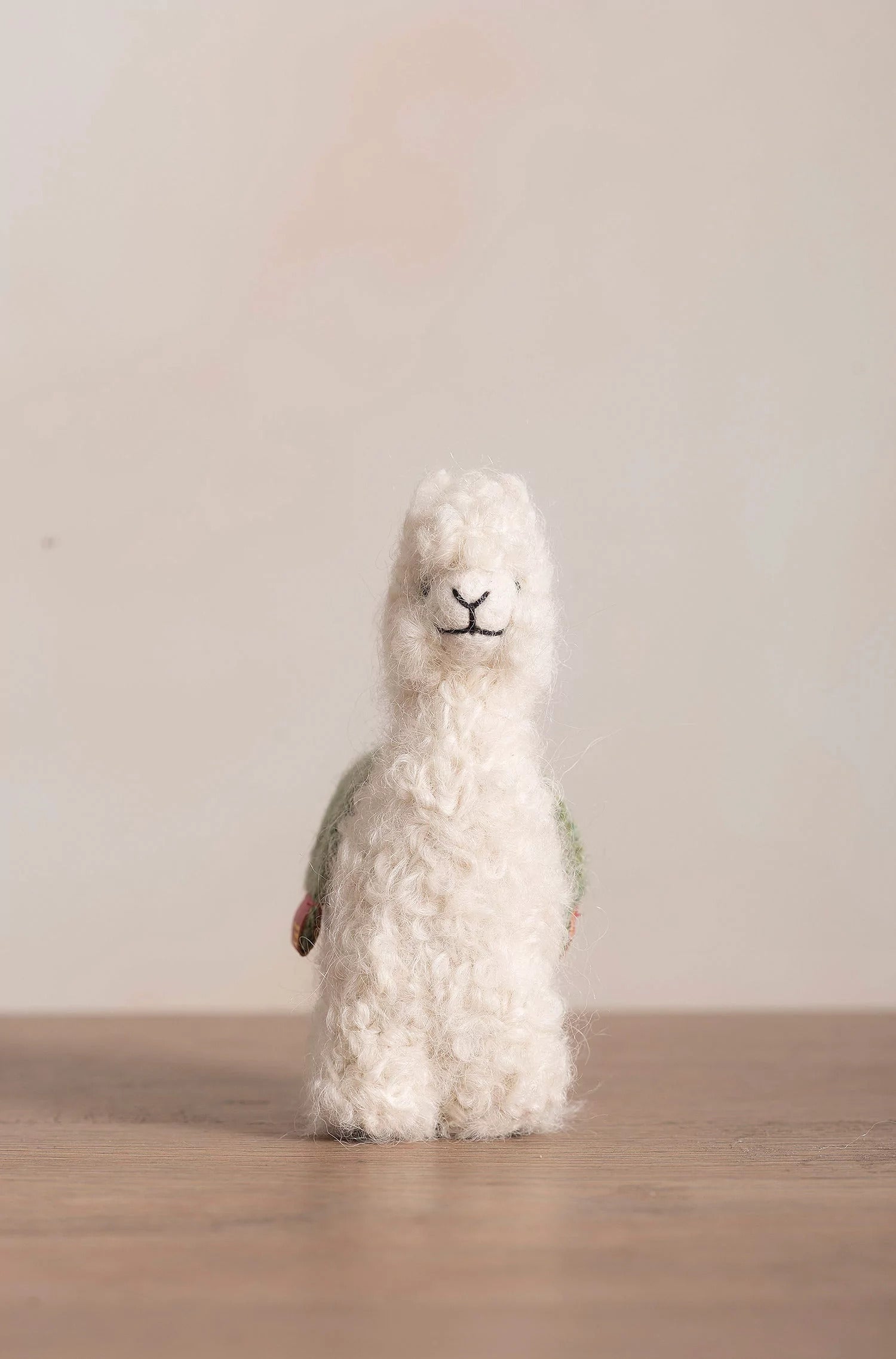 Kuna - QÓNI MEDIANO - Dekorations Plüschtier - 11cm